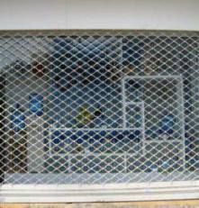 Cửa Cuốn Inox Lưới Mắc Võng